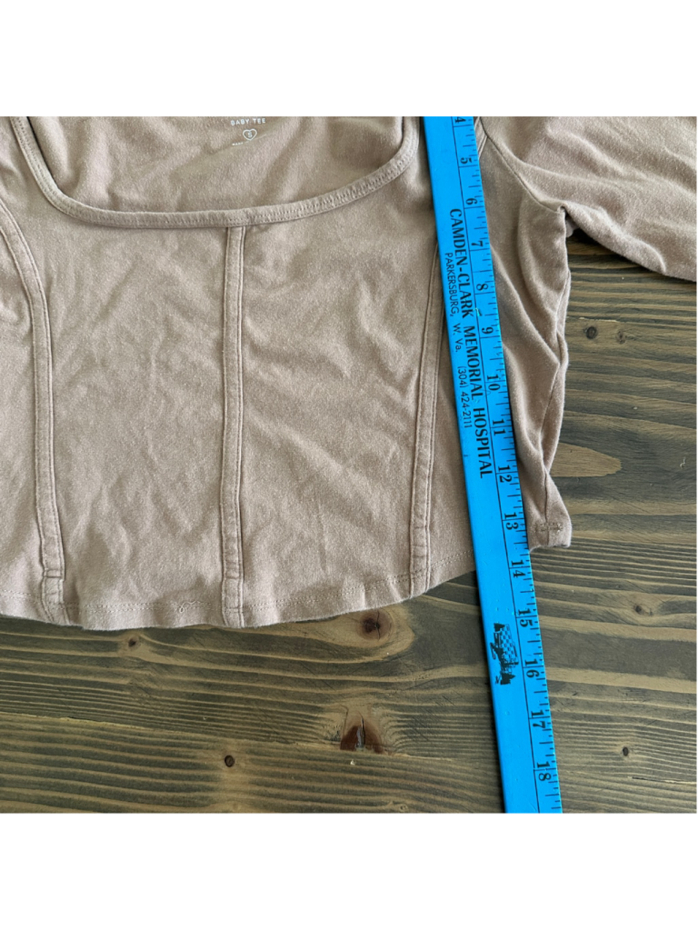 Hollister Baby Tee Womens S Beige Square Neck Long Sleeve Cropped Top Y2K - Picture 7 of 7